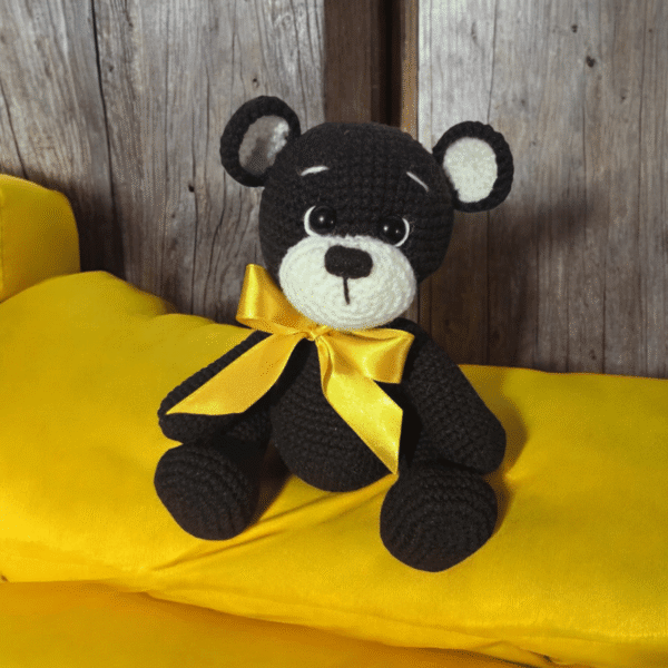 Oso de regalo amigurumi